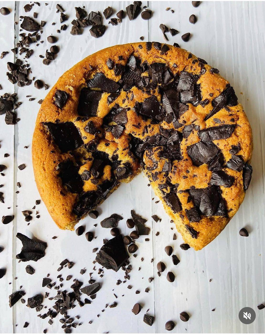 Chocolate chunk pizzookie